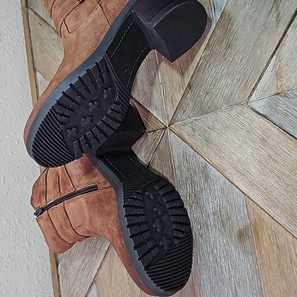 Vintage Foundry Co Charmaine Bootie. - Picture 8 of 9